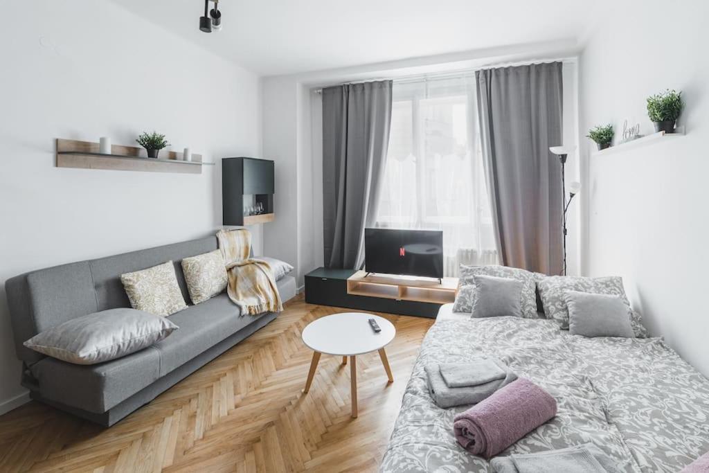 Dlouha Hemingway Apartment Prague